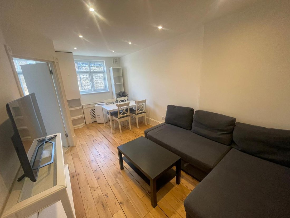 Apartment in Earls Court, Kensington And Chelsea, England 4 - 16772356
