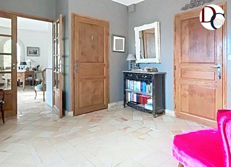 House in Senlis, Hauts-de-France, France 3 - 16772734