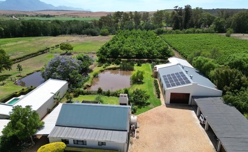 Country House in Riversdale, Western Cape, South Africa 1