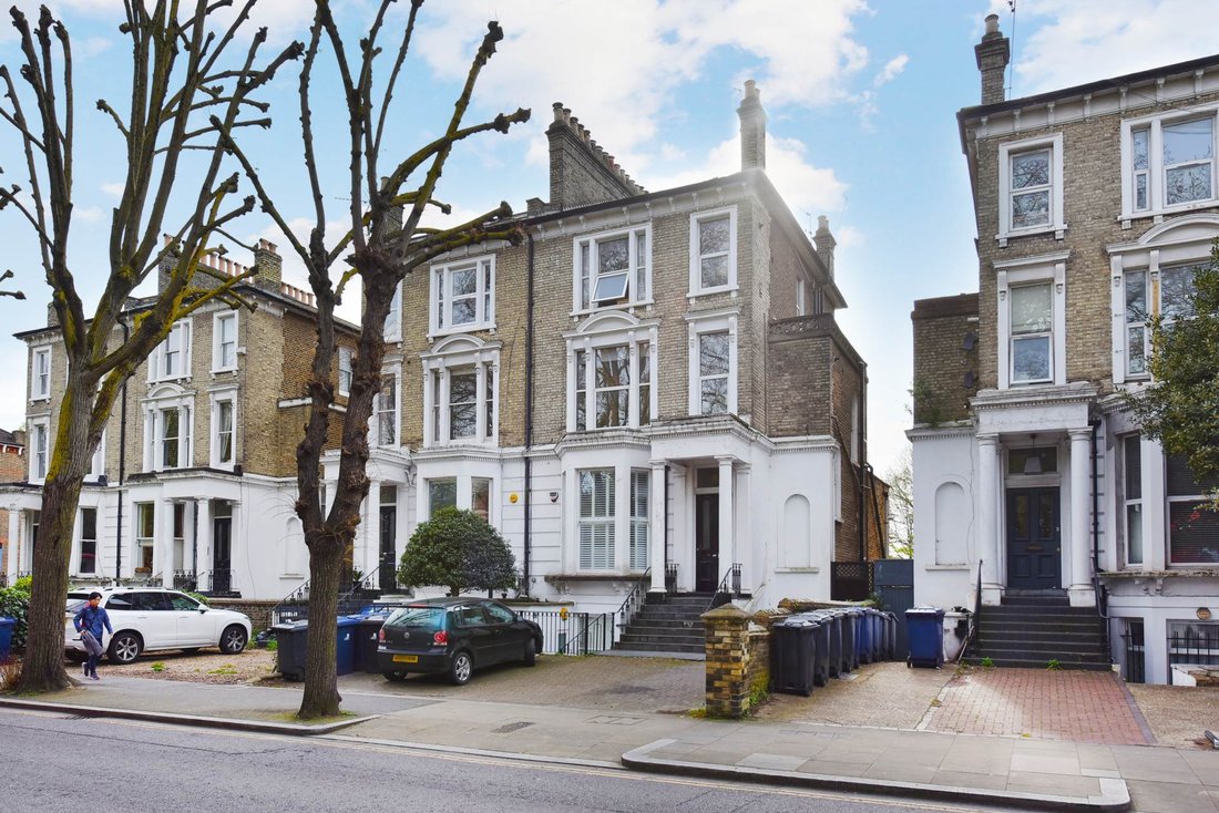 Apartment in Ealing (London Borough of Ealing), Ealing, England 2 - 16772457