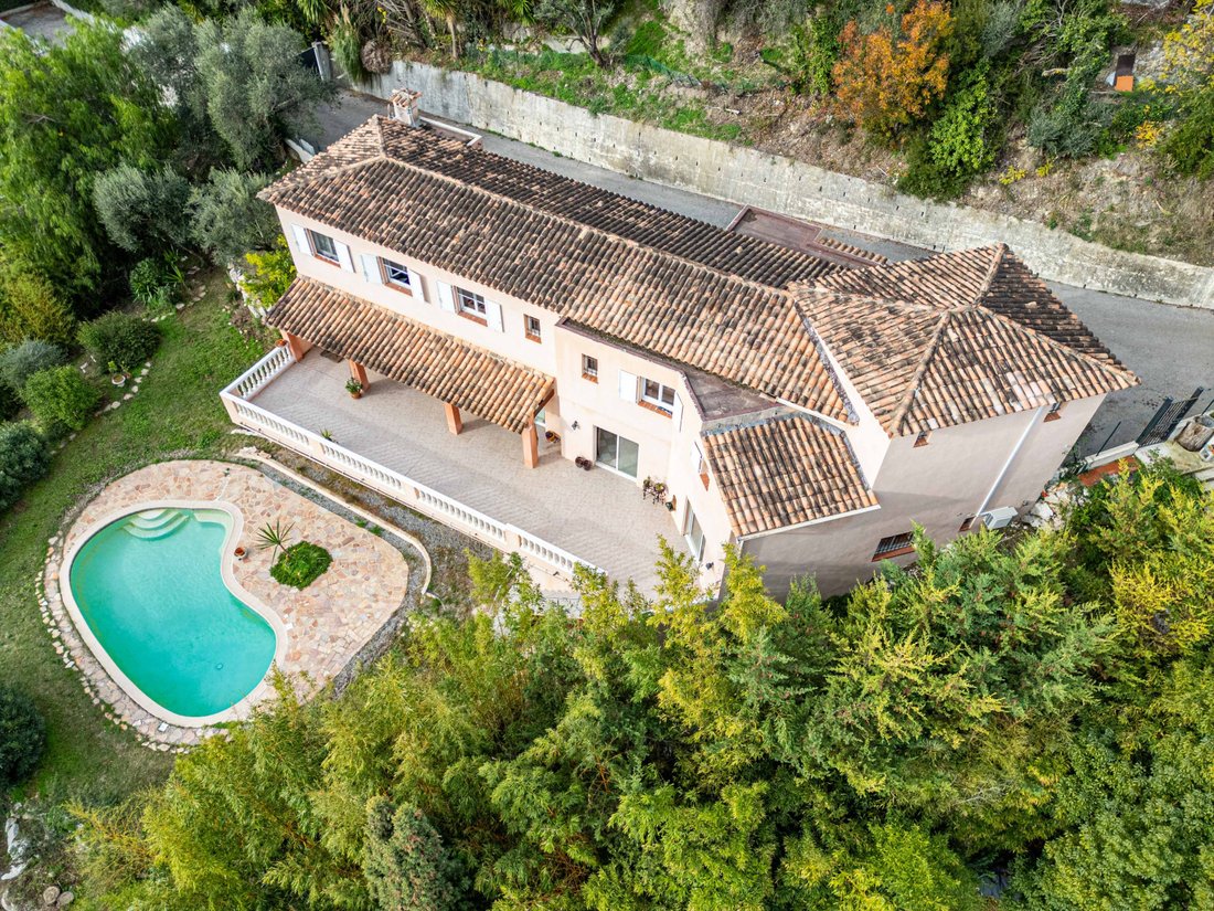 Villa in Nice, Provence-Alpes-Côte d'Azur, France 2 - 15722878