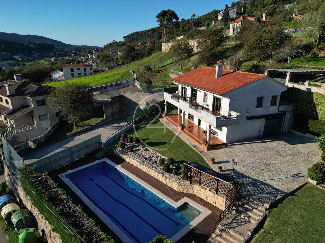 Villa in Cangas (District), Cangas, Spain 1 - 16770955
