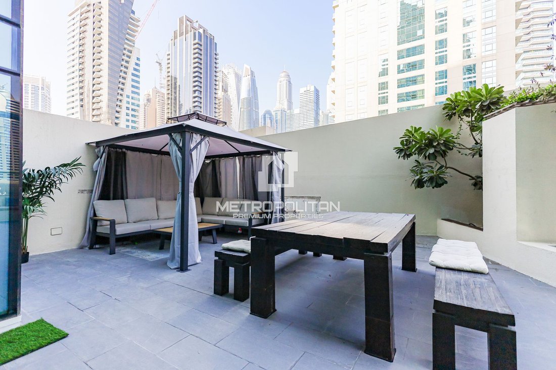 House in Dubai Marina / Marsa Dubai, Dubai, United Arab Emirates 1 - 16771924