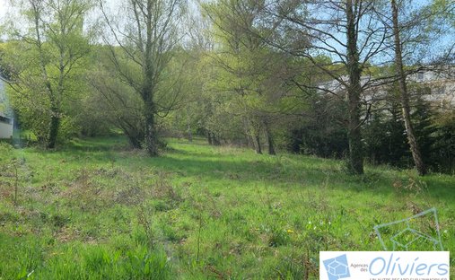 Land in Coteau Sud, Chevreuse, France 1