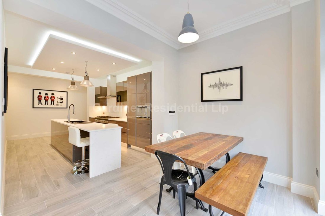 Apartment in Ealing (London Borough of Ealing), Ealing, England 4 - 16772457