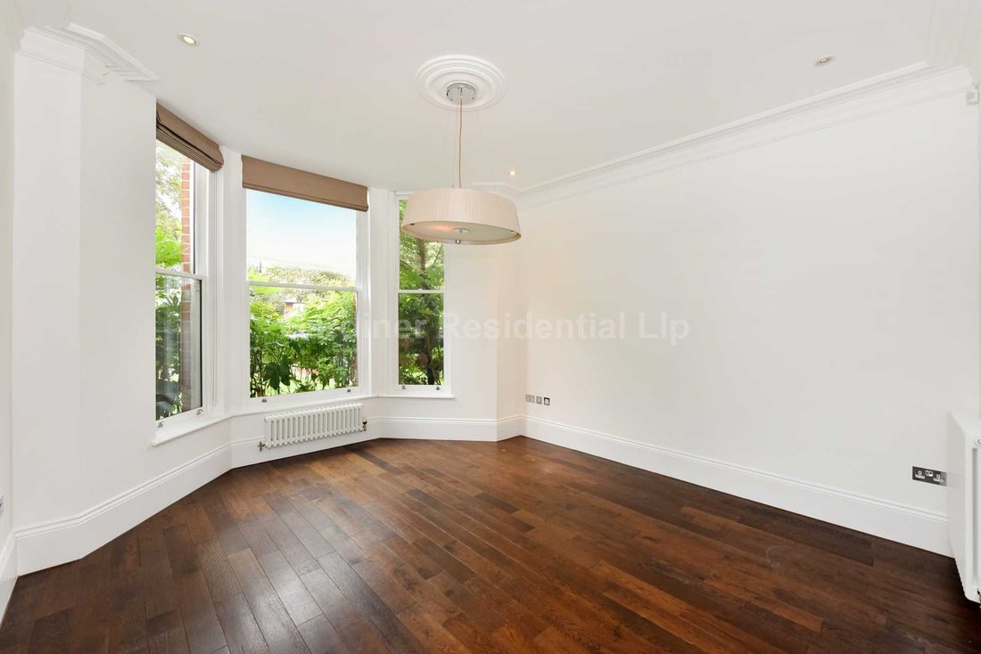 House in Ealing (London Borough of Ealing), Ealing, England 4 - 16772350