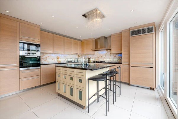 Apartment in Hyde Park, Westminster, England 4 - 16772325