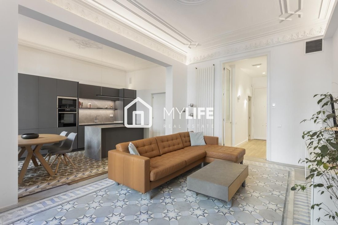 Apartment in Eixample, Barcelona, Spain 2 - 15233554
