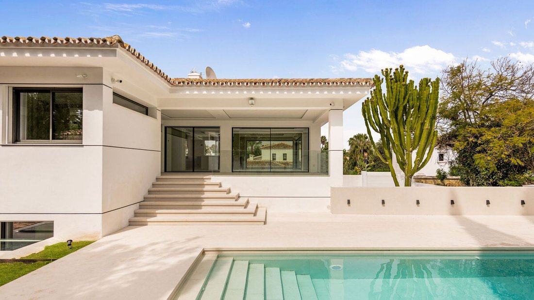 House in Guadalmina Alta, San Pedro de Alcantara, Spain 1 - 16771529