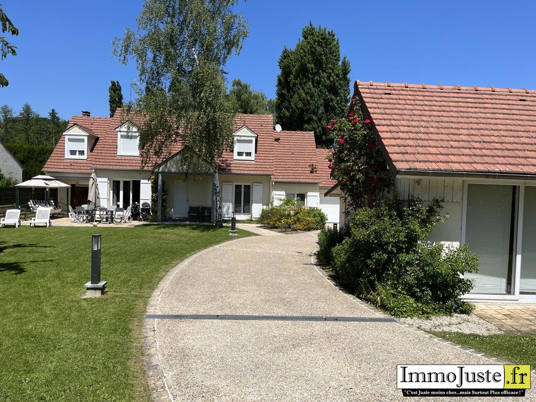 House in Auffargis, Ile-de-France, France 1 - 16773958