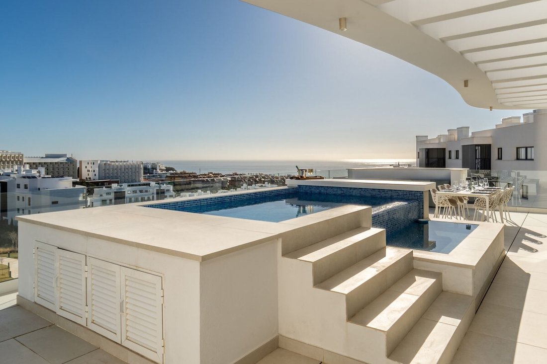 Apartment in Fuengirola, Andalusia, Spain 1 - 16771448