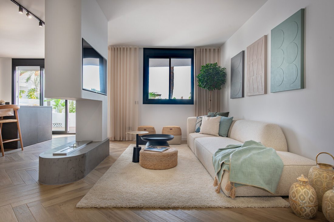 Apartment in Puerto Banus, Marbella, Spain 3 - 16771471
