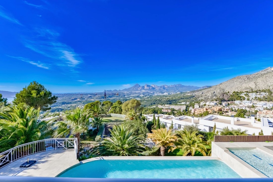 Villa in Altea, Valencian Community, Spain 3 - 16771339