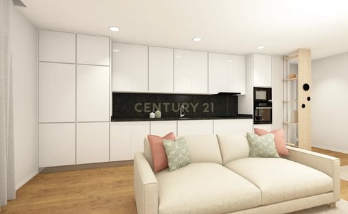 Apartment in Camarate, Unhos e Apelacao, Lisbon, Portugal 1