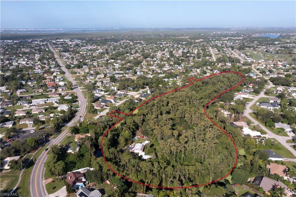 Land in Fort Myers, Florida, United States 1 - 16577013