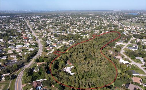 Land in Fort Myers, Florida, United States 1