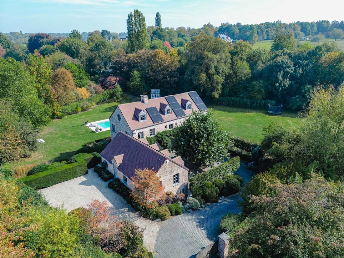 House in Lasne, Wallonia, Belgium 1 - 16773814