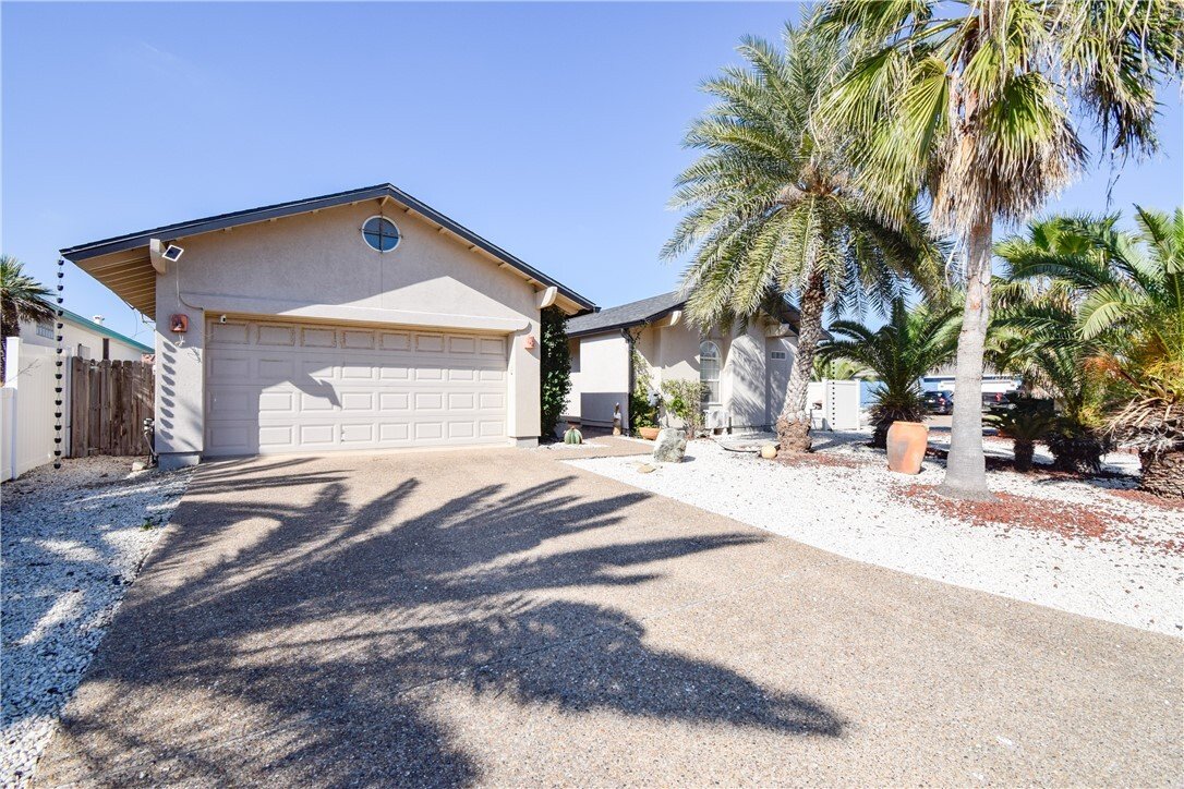 House in Corpus Christi, Texas, United States 3 - 16728778