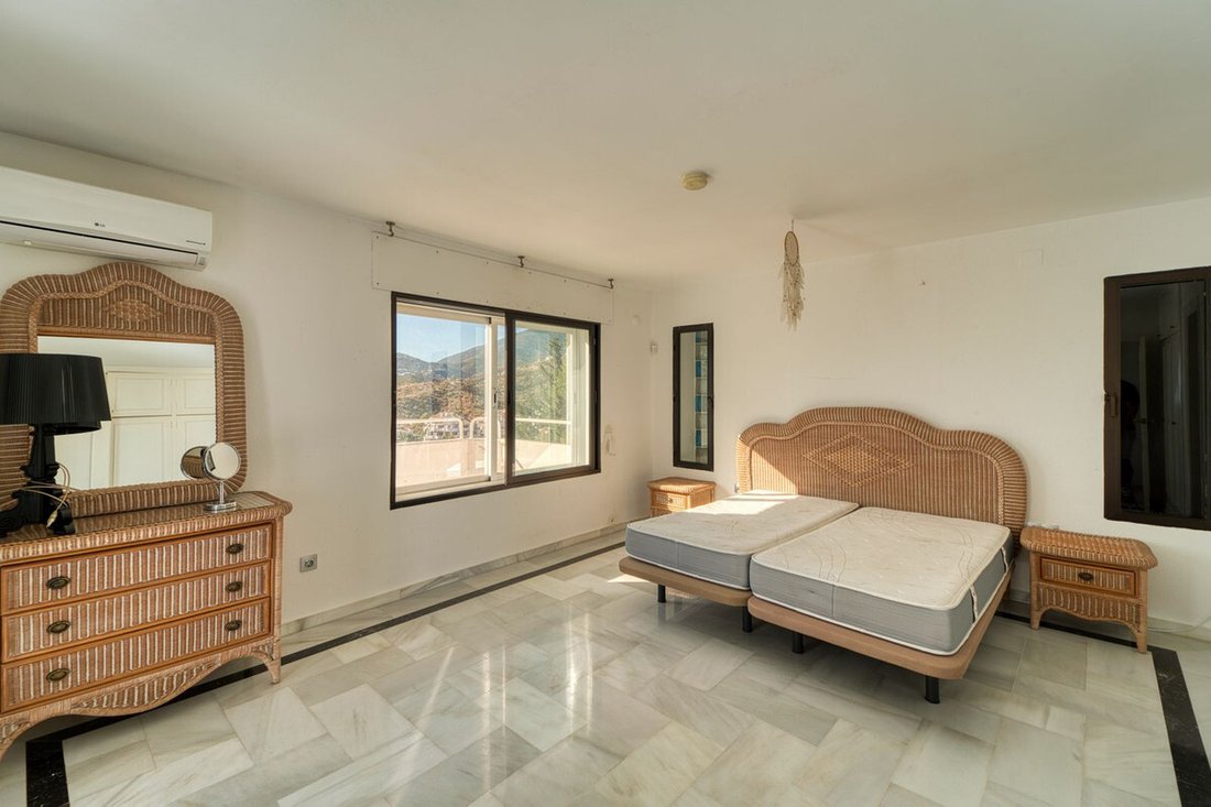 House in Puerto Banus, Marbella, Spain 5 - 16771385