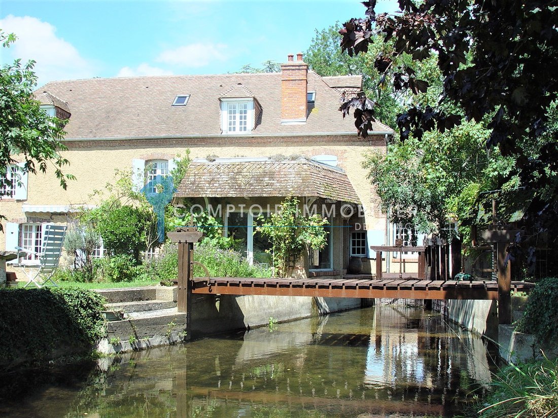 Castle in Anet, Centre-Val de Loire, France 1 - 15307860