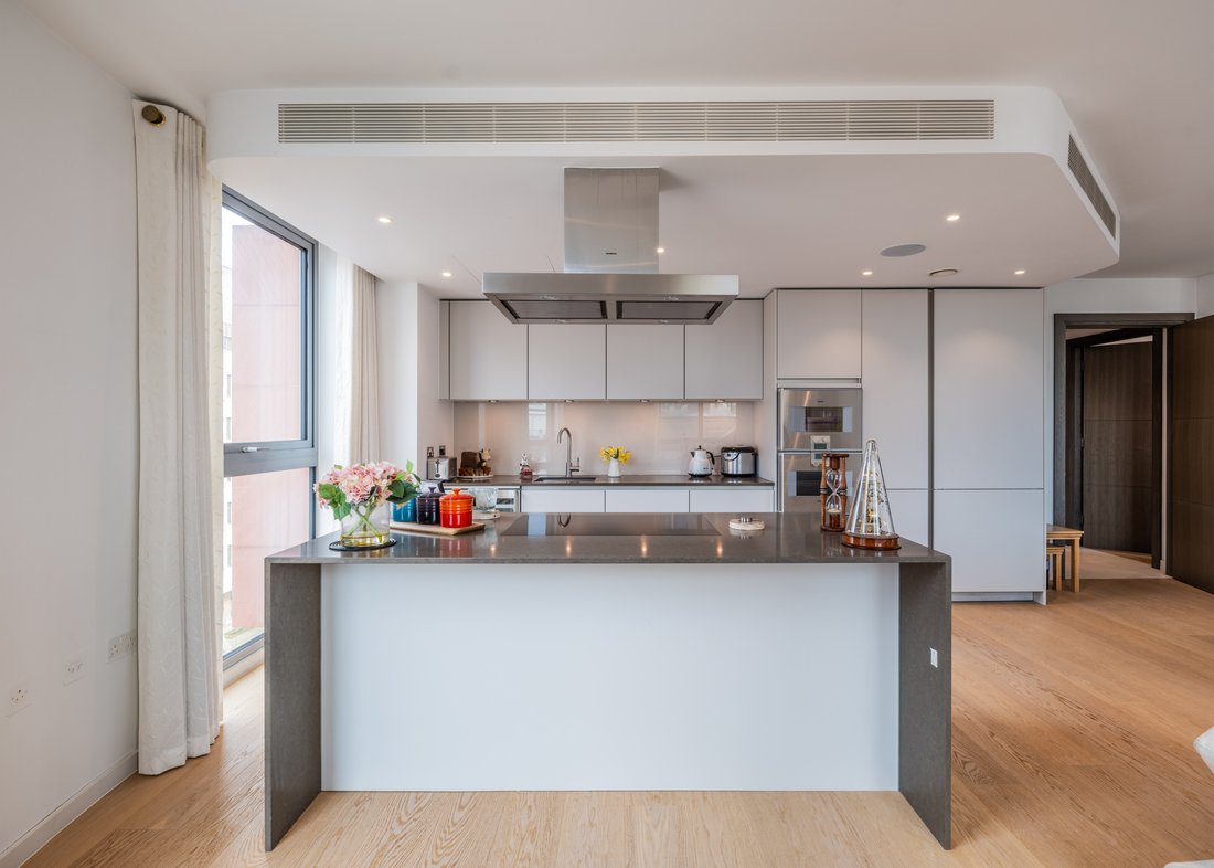 House in SW1, Westminster, England 2 - 16772393