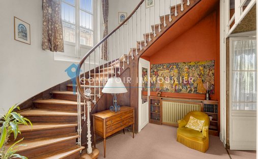 Magnificent Renaissance Style Château With 9ha Land, 2 Gîtes And Pool, 30 Minutes From Toulouse