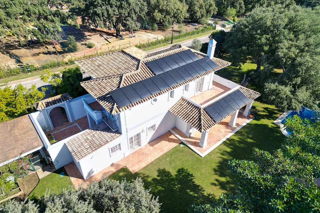 House in Sotogrande, San Roque, Andalusia 1 - 16771396