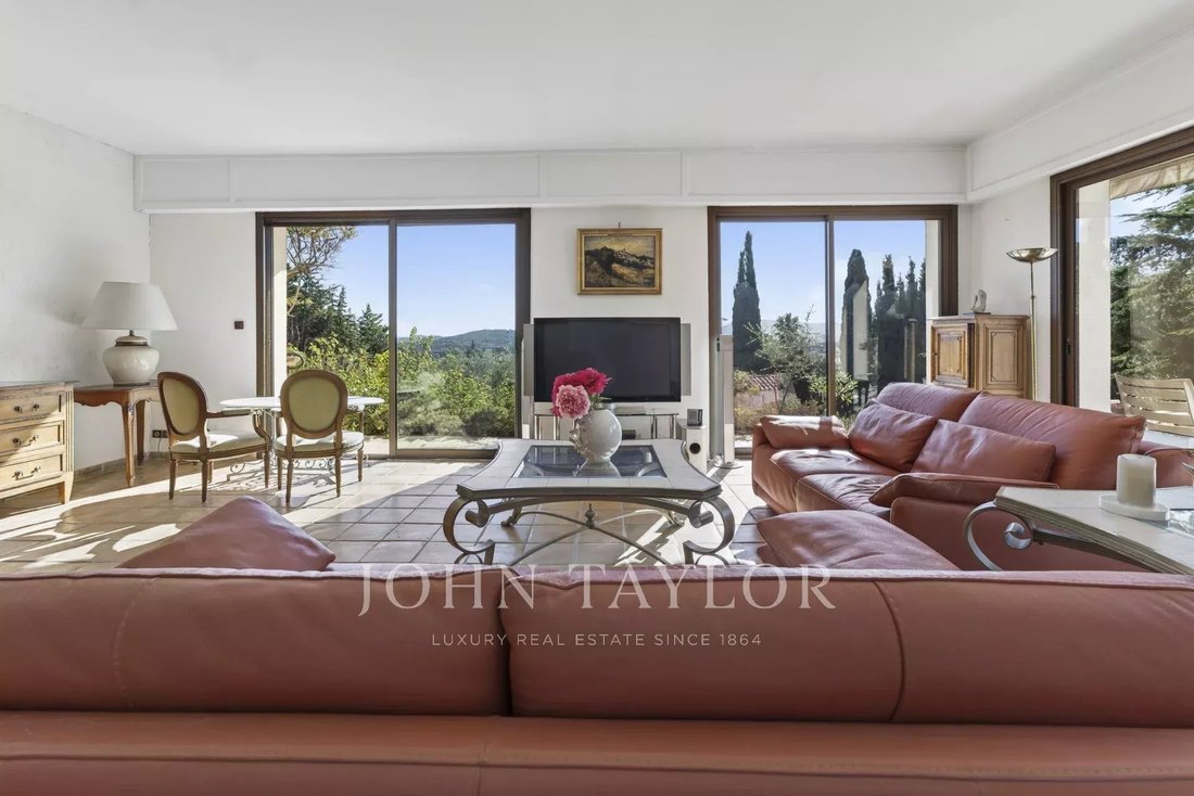 Villa in Nord, Sanary-sur-Mer, France 4 - 16545073