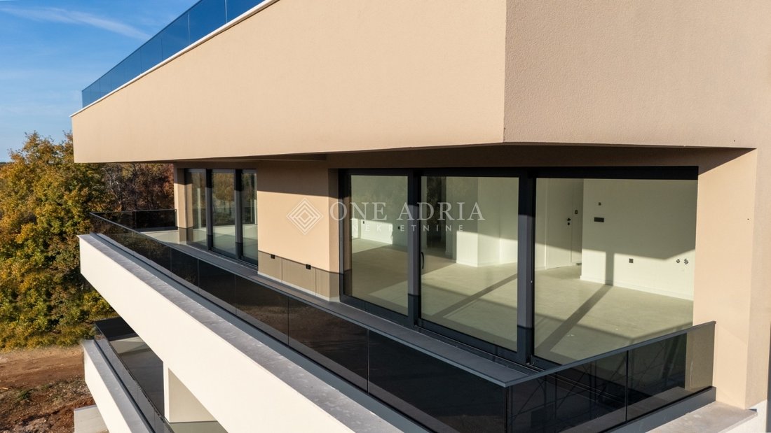Apartment in Vrvari, Istria County, Croatia 2 - 16772963
