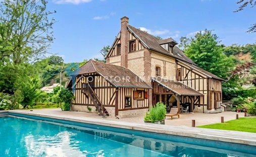 Castle for Sale in Évreux, Normandy, France
