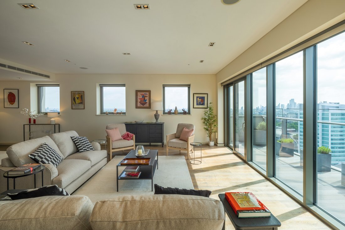 Curated visual reference: Visual Reference: The City Penthouse In London England United Kingdom For Sale
