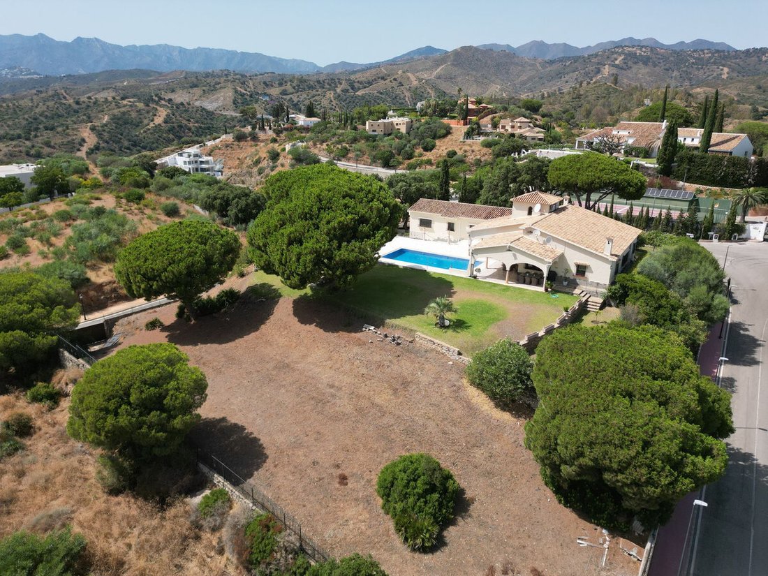Land in Elviria-Cabopino, Marbella, Spain 1 - 16771420