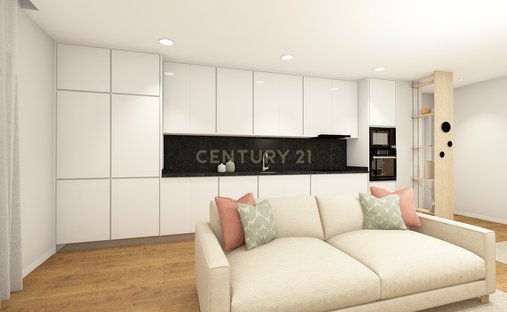 Apartment in Camarate, Unhos e Apelacao, Lisbon, Portugal 1