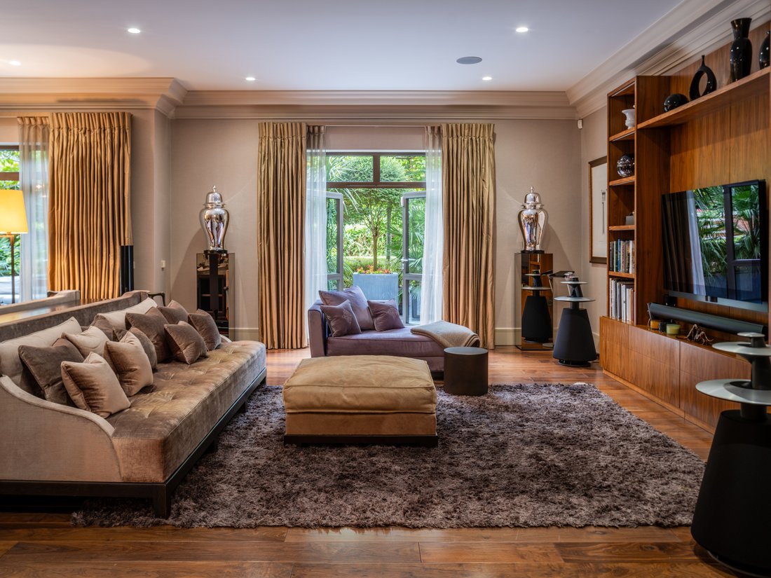Apartment in Hampstead Garden Suburb, Barnet, England 5 - 16772349
