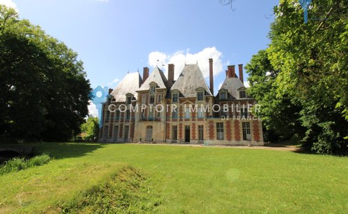 Castle in Pacy-sur-Eure, Normandy, France 1
