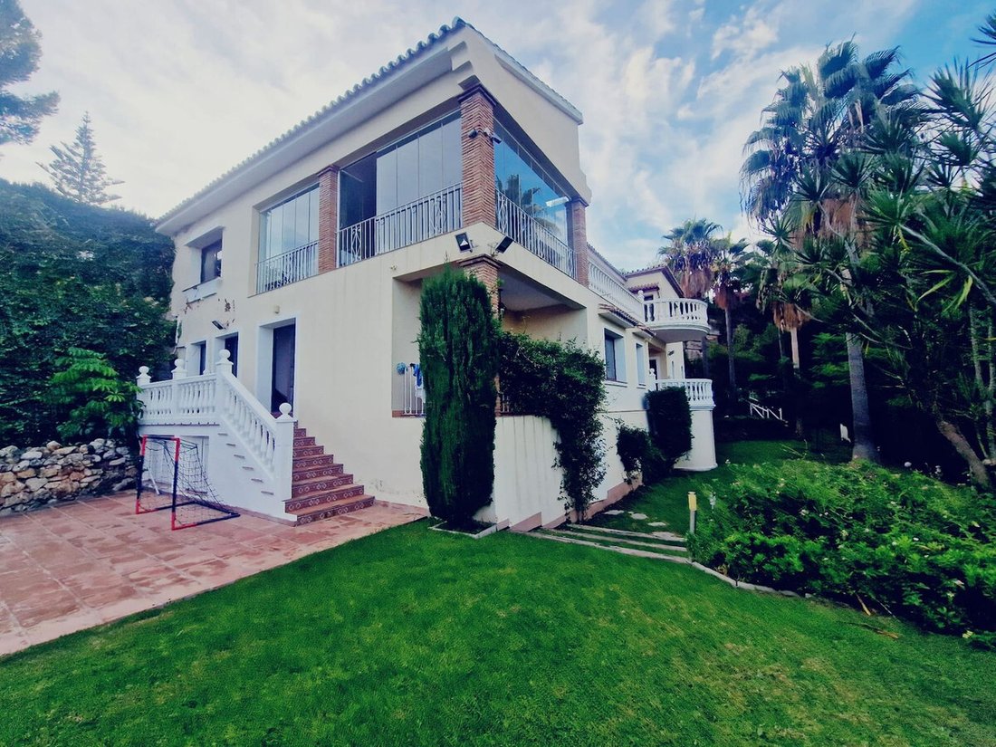 Casa a Estepona, Andalusia, Spagna 2 - 16771401