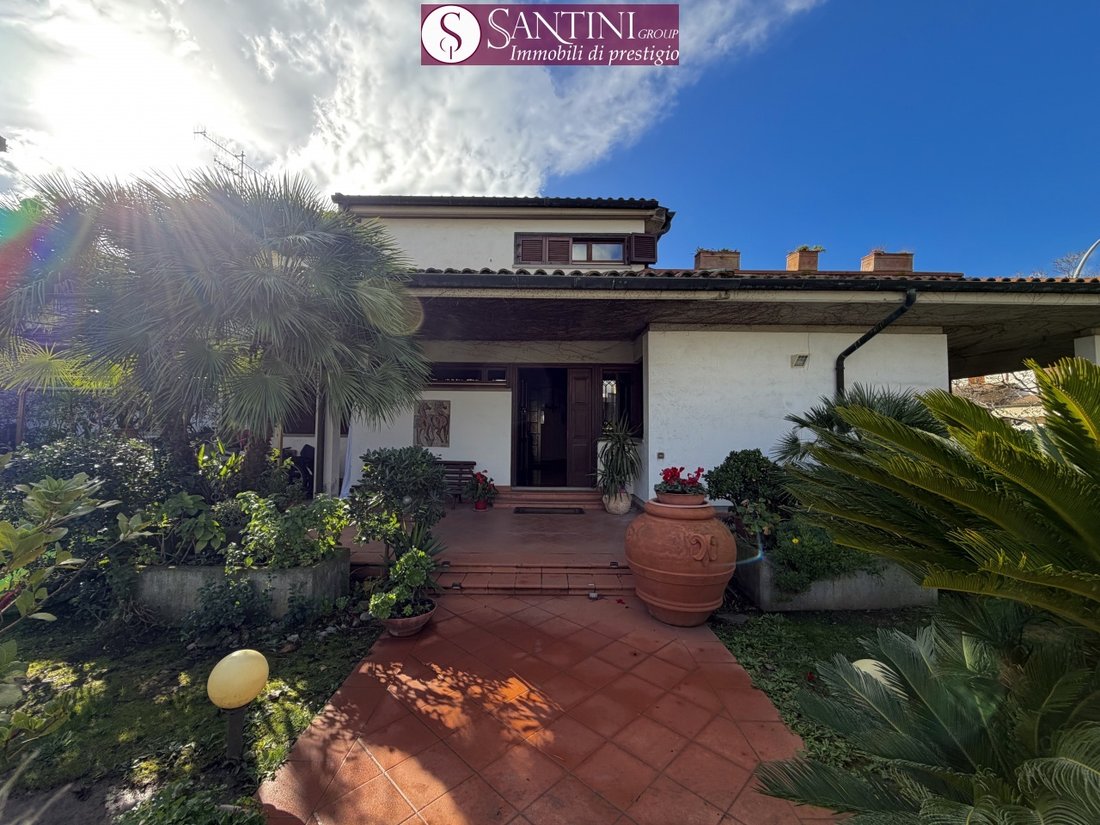 Villa in San Luigi-Capannino-Corti Nuove, Follonica, Tuscany 1 - 16772509