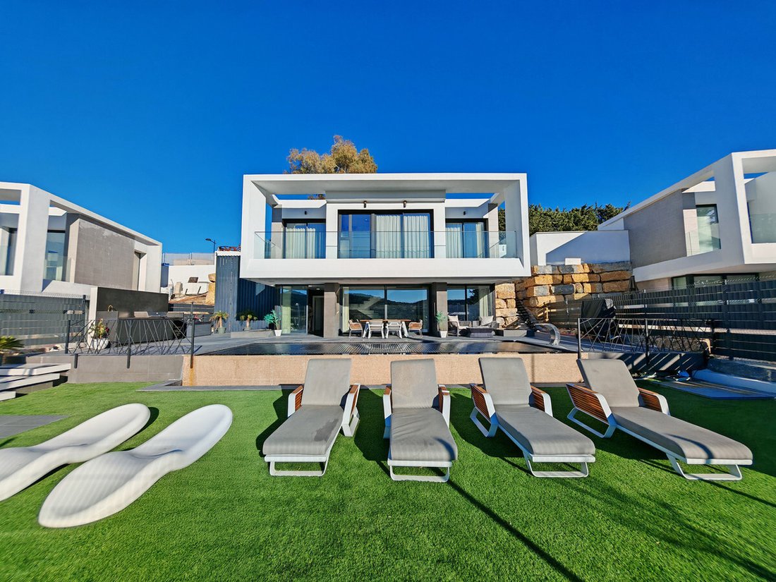 House in Estepona, Andalusia, Spain 2 - 16771372
