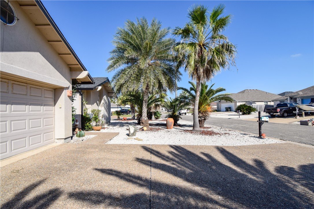 House in Corpus Christi, Texas, United States 4 - 16728778