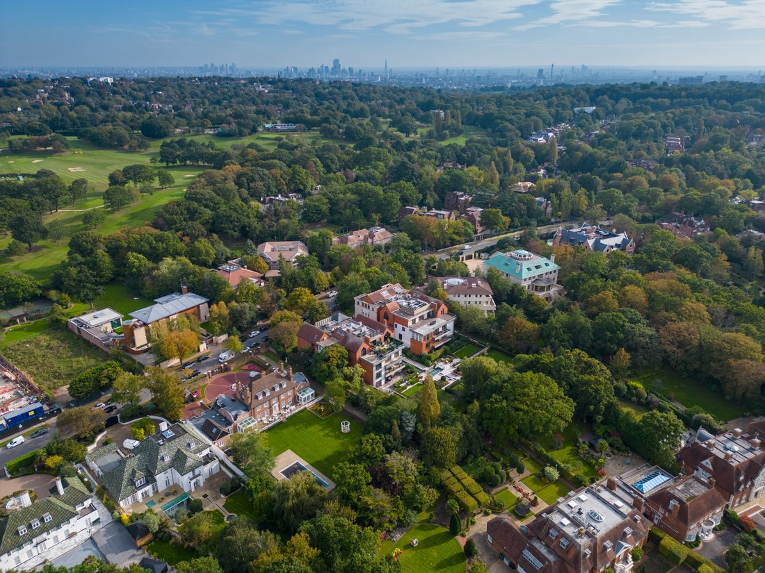 Apartment in Hampstead Garden Suburb, Barnet, England 3 - 16772349