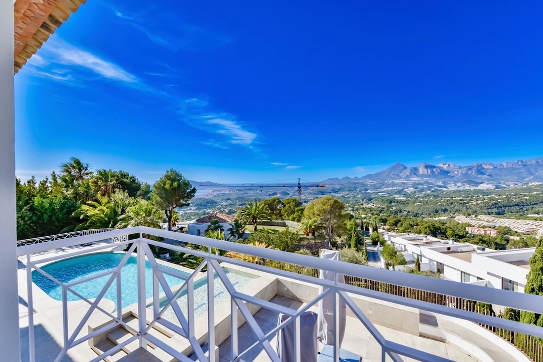 Villa in Altea, Valencian Community, Spain 2 - 16771339