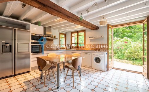 Castle for Sale in Évreux, Normandy, France