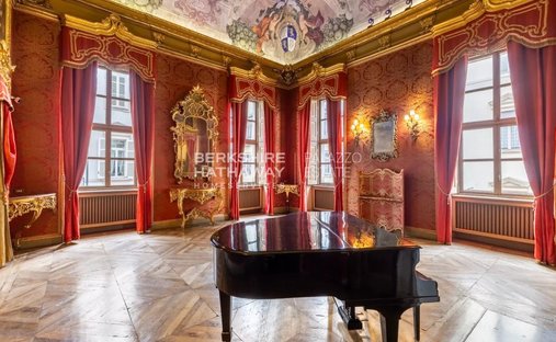 Apartment in Centro, Turin, Piedmont 1