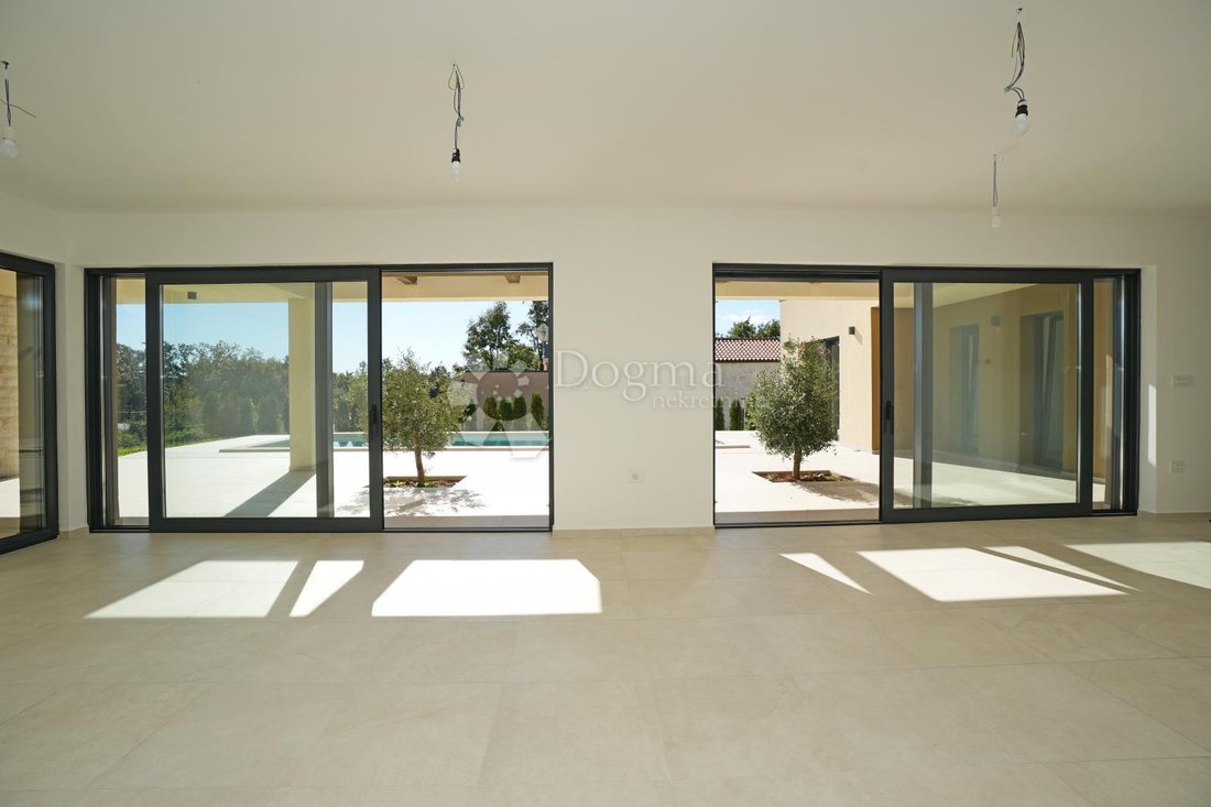 House in Zminj, Istria County, Croatia 5 - 16772944