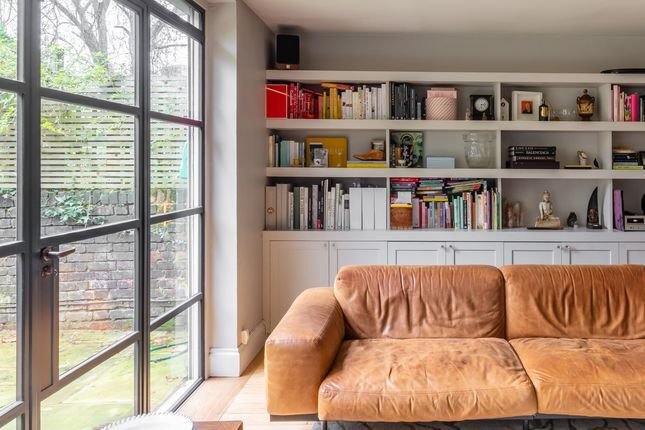 Apartment in Primrose Hill, Camden, England 3 - 16772473