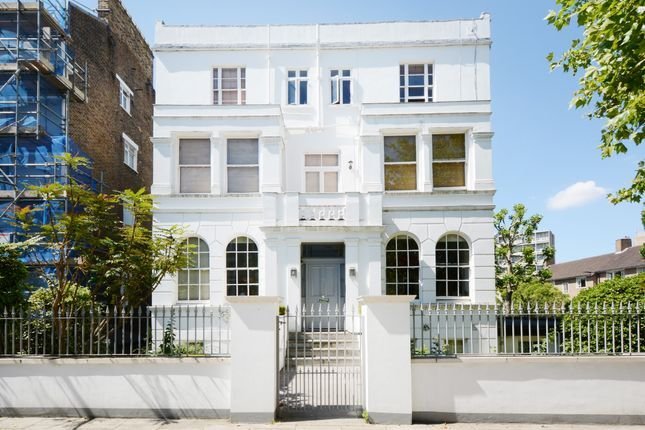 Apartment in Maida Vale, Westminster, England 1 - 16772373