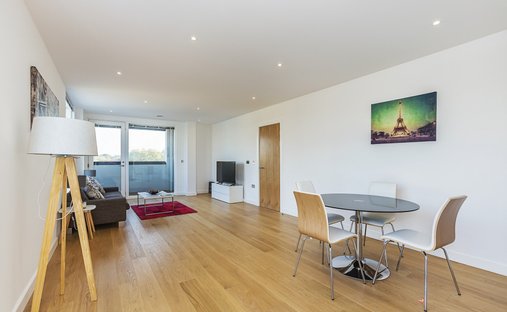 Apartment in Holland Park, Kensington And Chelsea, England 1