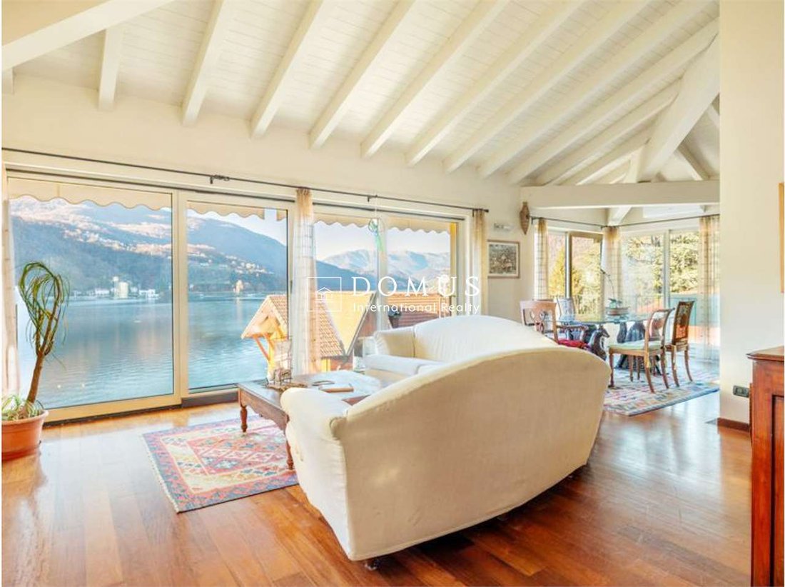 Villa in Porto Ceresio, Lombardy, Italy 3 - 16772650