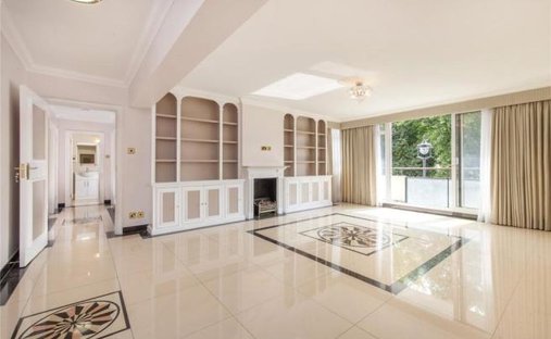 Apartment in Hyde Park, Westminster, England 1