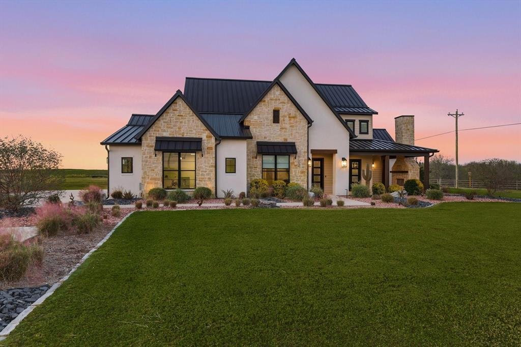 House in Maypearl, Texas, United States 1 - 16771773